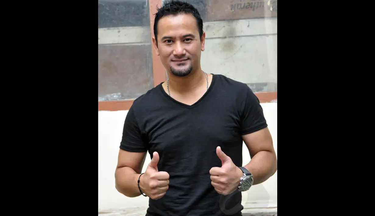 Pria berdarah Jawa-Madura-Belanda ini baru memeluk agama  Islam pada 3 April lalu. (Liputa6.com/Panji Diksana)