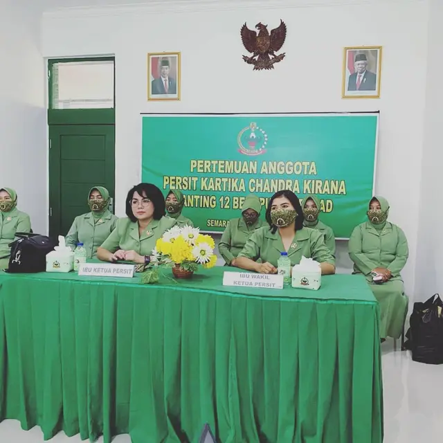 Jadi Istri Perwira TNI, Ini 6 Potret Joy Tobing Pakai Baju Persit