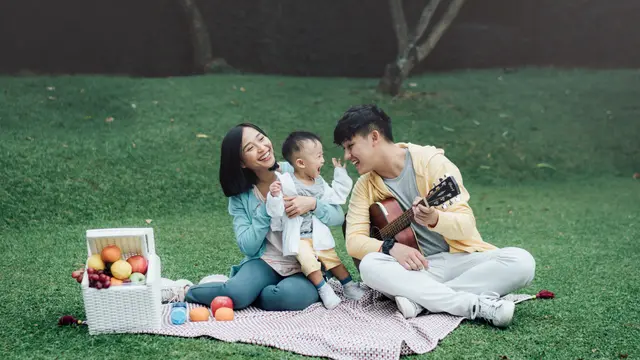 Keluarga Rinni Wulandari