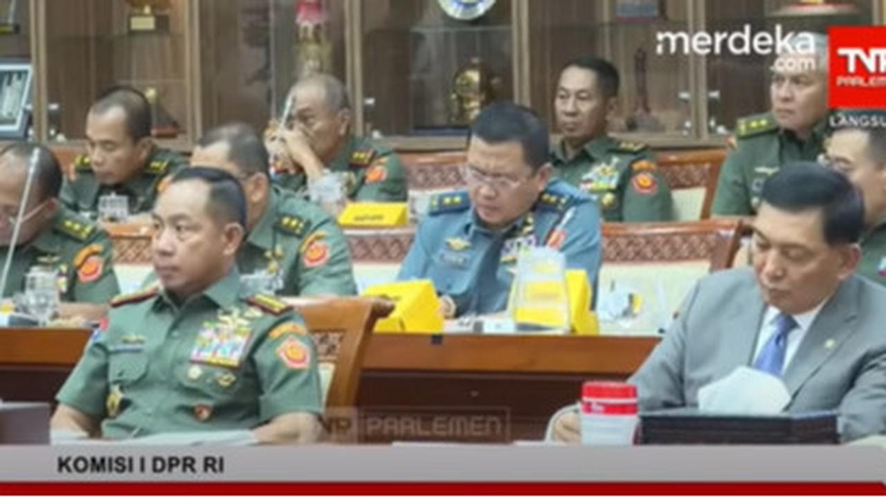 VIDEO: Kejutan Menhan di DPR Buka Strategi Prabowo Bentuk Yonif Teritoral TNI & Komcad Jaga Kabupaten