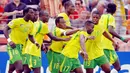 5. Togo (Afrika) - Timnas Togo mampu mencetak sejarah setelah memastikan diri lolos ke putaran final Piala Dunia 2006. Presiden Togo, Faure Gnassingbe, langsung memutusan 10 Oktober 2005 sebagai hari libur nasional. (AFP/Jung Yeon-Je)