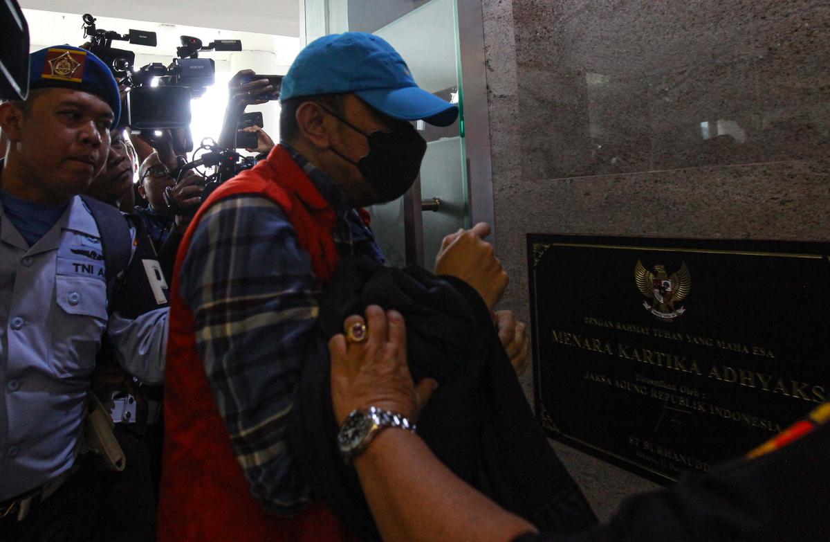 Hakim tersangka suap vonis bebas Ronald Tannur diperiksa Kejagung