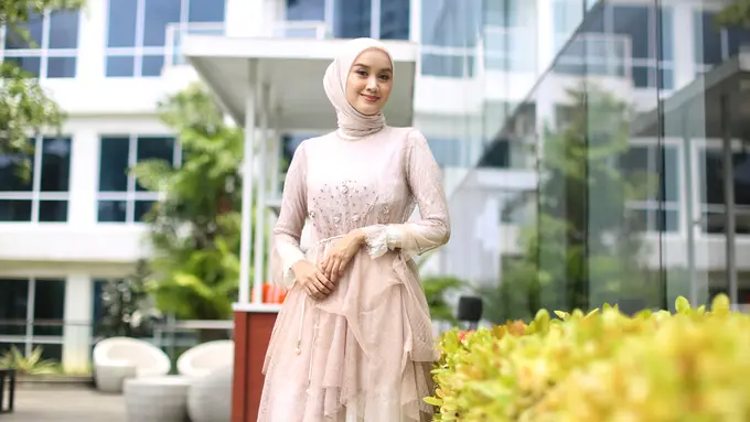 wanita january makin menawan