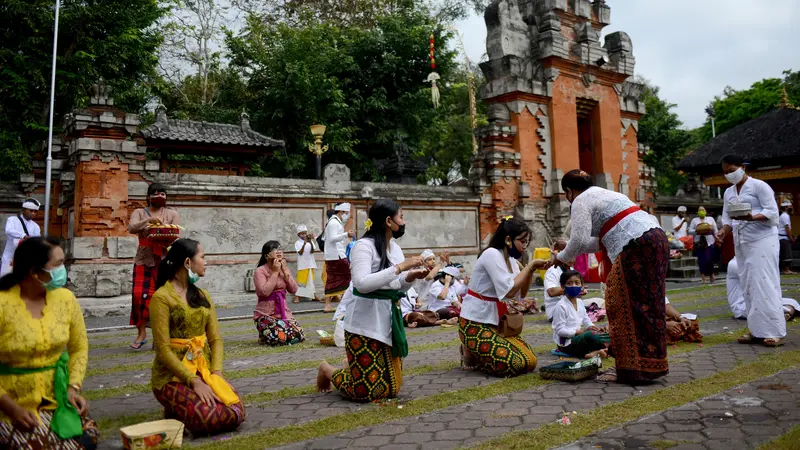 Suasana Hari Raya Galungan di Bali