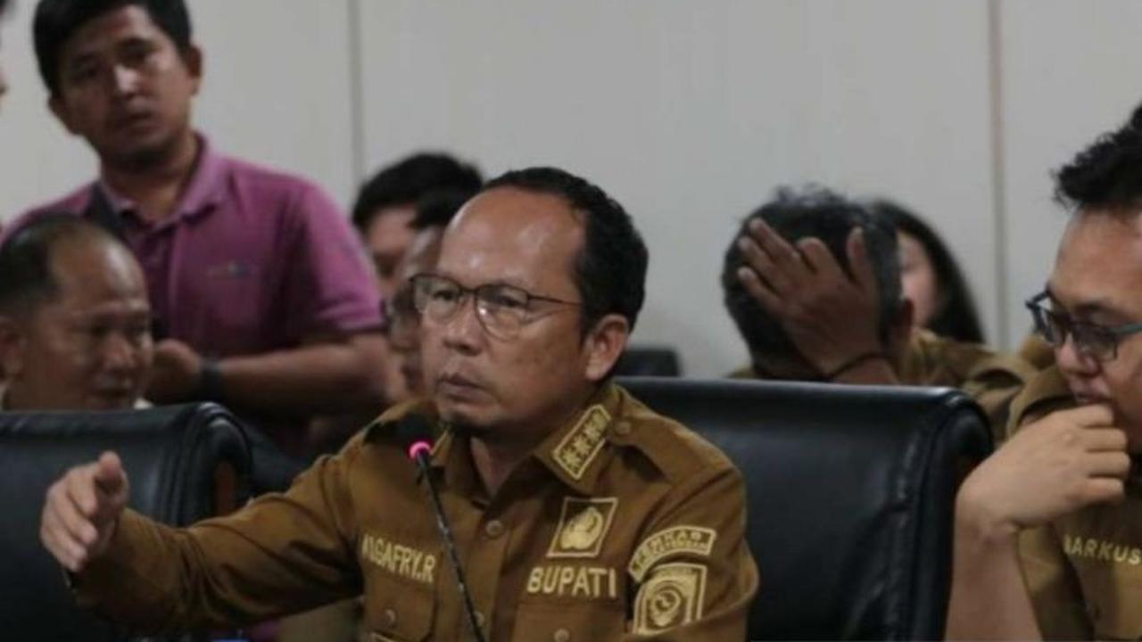 Meski Defisit Rp61 Miliar, Bupati Bangka Tengah Optimistis Ekonomi Tetap Tumbuh: Ini Strateginya!