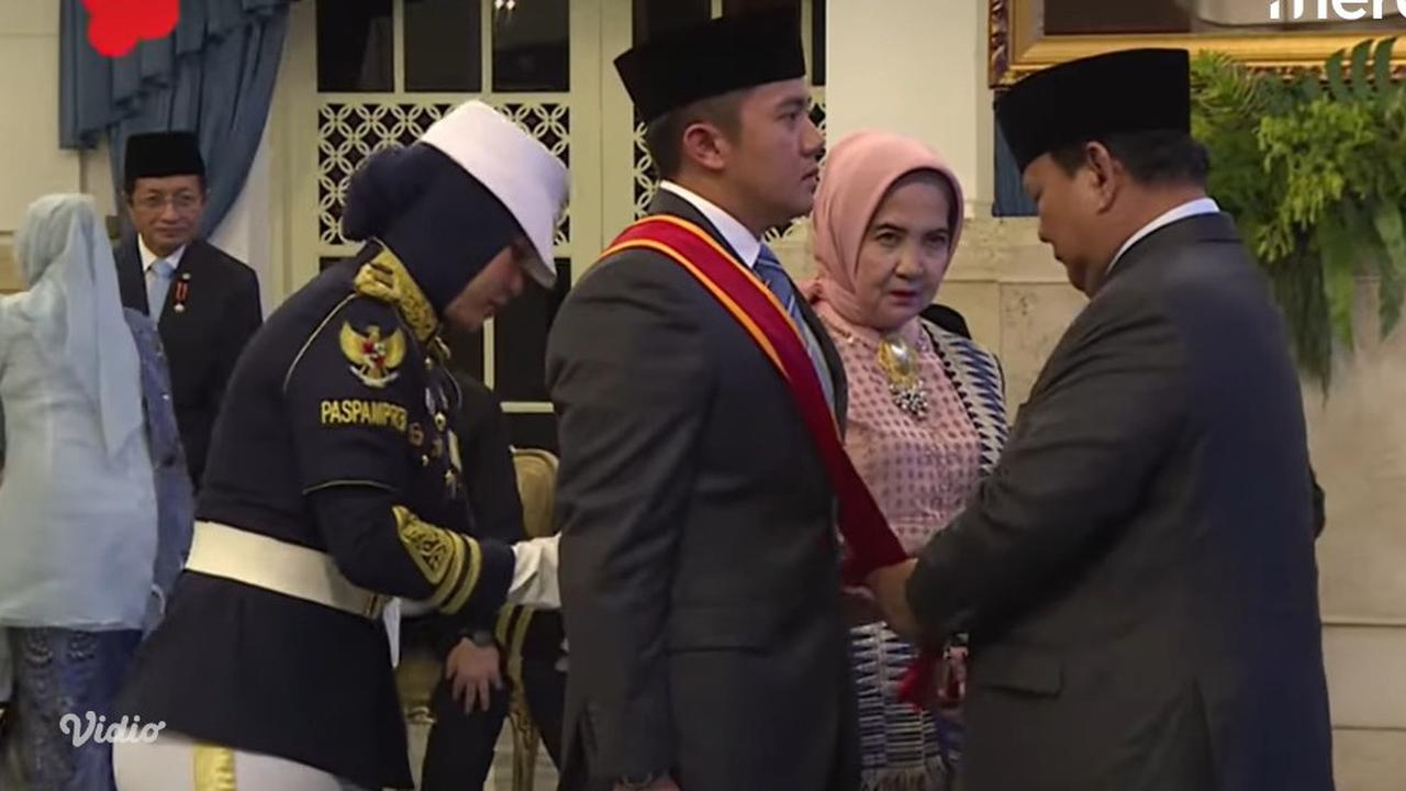 VIDEO: Momen Presiden Prabowo Turunkan Tangan Teddy Beri Hormat Saat Terima Tanda Kehormatan