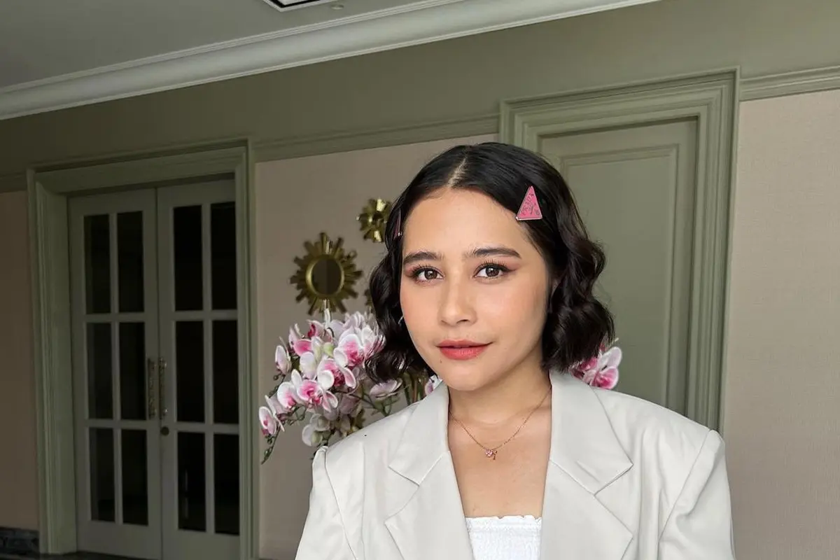Prilly Latuconsina