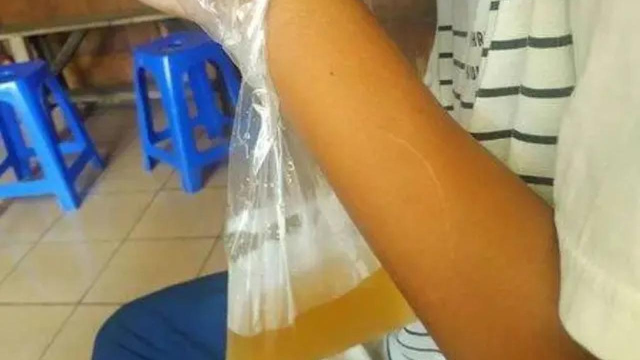 10 Potret Kocak Orang Minum Es Teh di Cuaca yang Panas Ini Bikin Tepuk Jidat