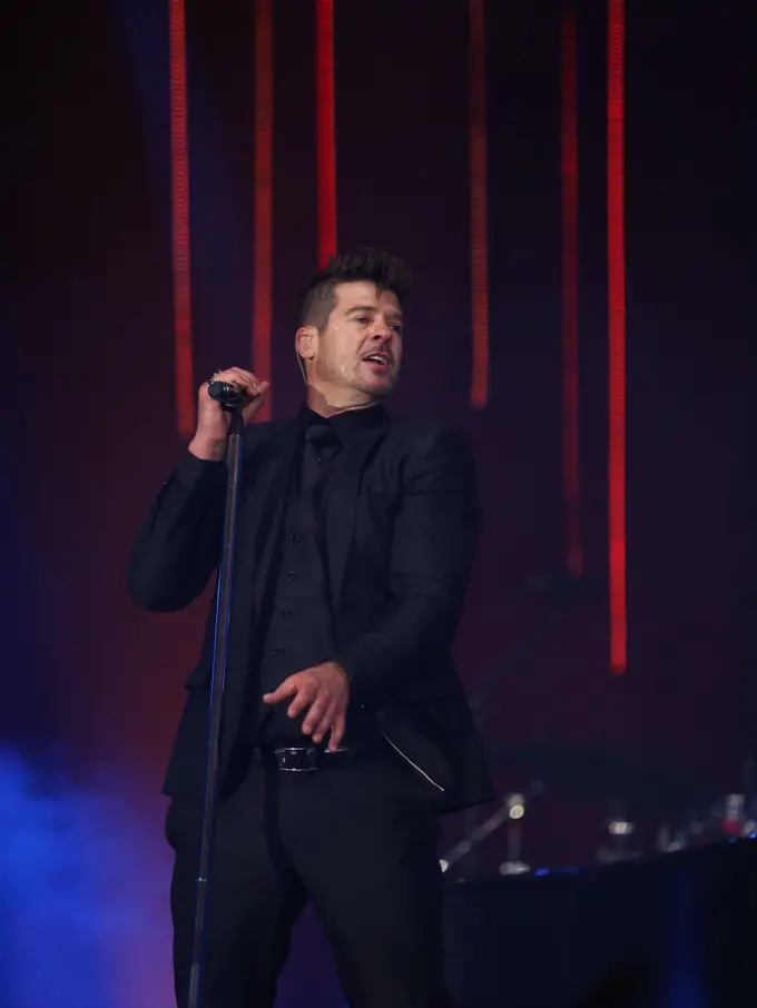 [Bintang] Robin Thicke 