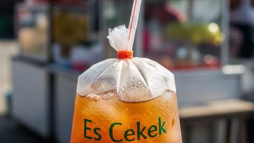 Camilan Modal 1000-an yang Laris di Depan Rumah