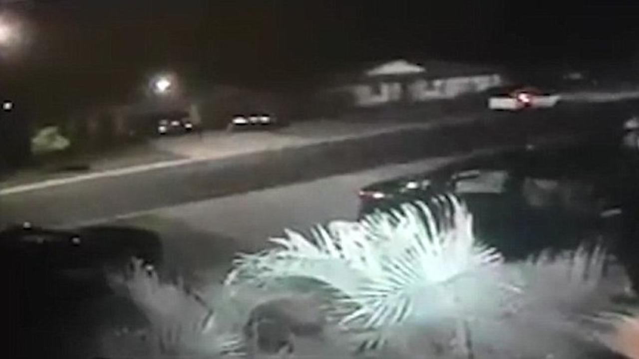 Cahaya Misterius Melintas di Langit Australia, Fenomena Alam?