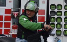 Pangkas Konsumsi BBM, Danamon Sediakan Puluhan Sepeda Motor Listrik untuk Disewa Karyawan