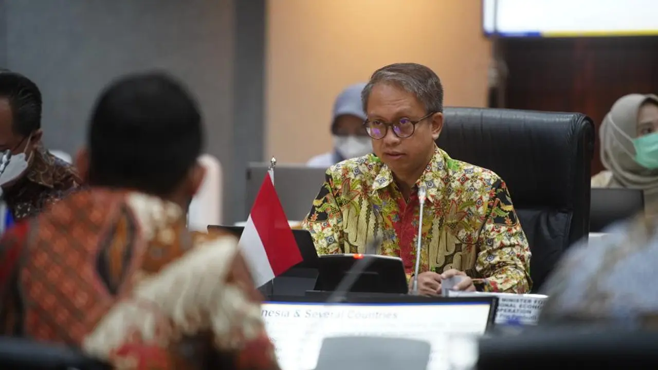 Deputi Bidang Koordinasi Kerja Sama Ekonomi Kemenko Perekonomian Edi Prio Pambudi melakukan pertemuan dengan Delegasi Bisnis European Union-ASEAN Business Council (EU-ABC) di Kantor Kemenko Perekonomian, Kamis (1/9/2022). (Dok  Sumber ekon.go.id)