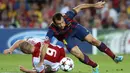 Javier Mascherano. Gelandang bertahan Argentina ini didatangkan Barcelona dari Liverpool pada awal musim 2010/2011 dan bertahan selama 8 musim hingga akhir musim 2017/2018. Total 19 trofi berhasil diraihnya, antara lain 5 trofi LaLiga, 5 Copa del Rey dan 2 kali juara Liga Champions. (AFP/Lluis Gene)