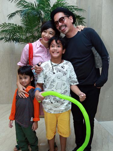 Indra Birowo Dan Istri Berbagi Pengalaman Soal Anak News Entertainment Fimela Com