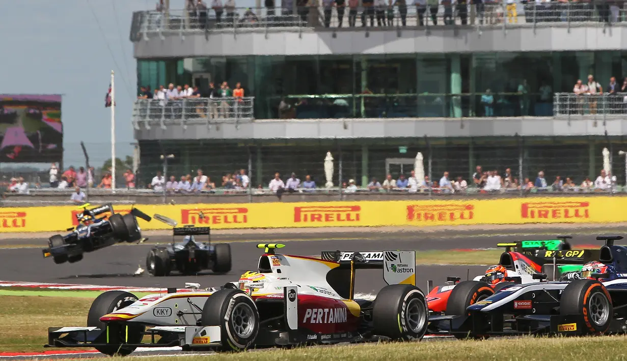 Rio Haryanto saat beraksi di Sirkuit Silverstone, Inggris. (GP2 Media Service)