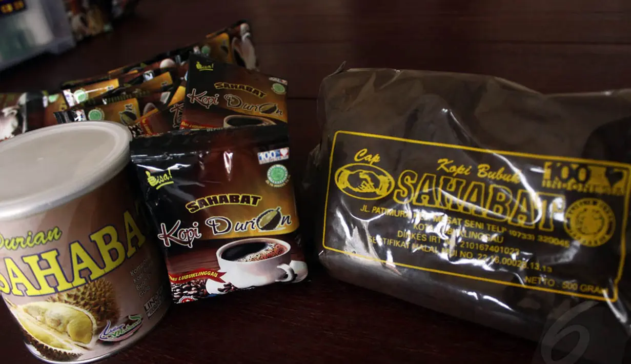 Selain menghilangkan kantuk, kopi durian ini juga dapat menambah kebugaran tubuh, (12/10/14). (Liputan6.com/Faizal Fanani)