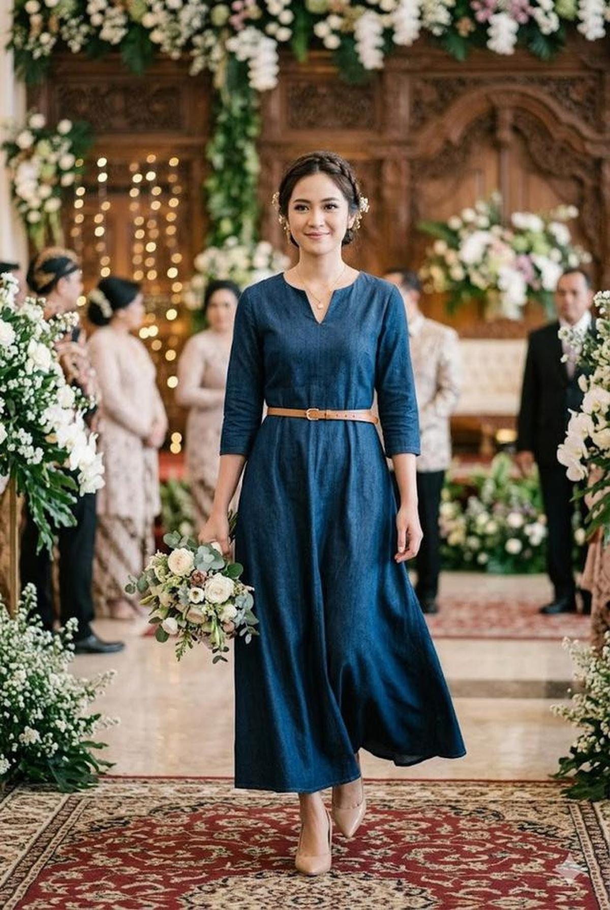 9 Model Baju Bridesmaid Denim Trend 2026, Pilihan Anti Mainstream yang Terlihat Mewah