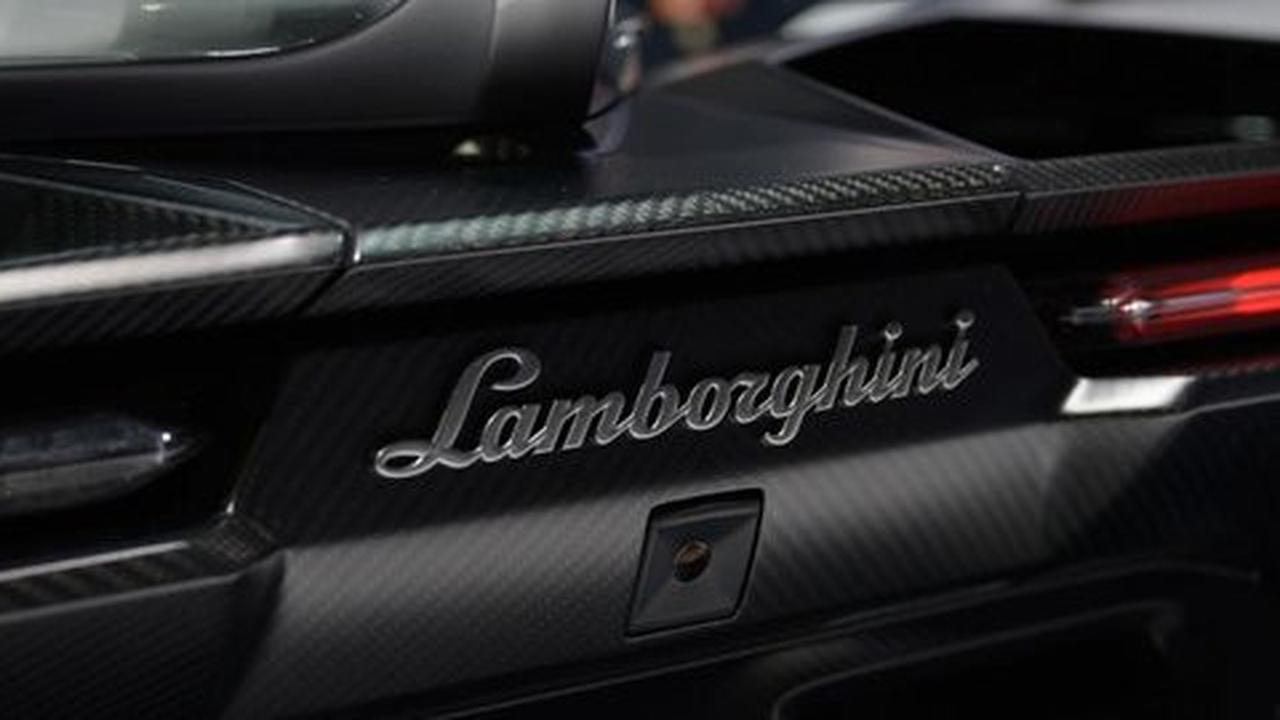 Jelang usia 100 tahun, Lamborghini siap rilis 'banteng' anyar!
