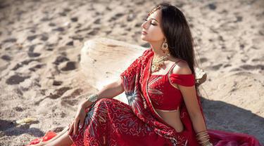 7 Rahasia Kecantikan Wanita India Dan Timur Tengah Beauty Fimela Com