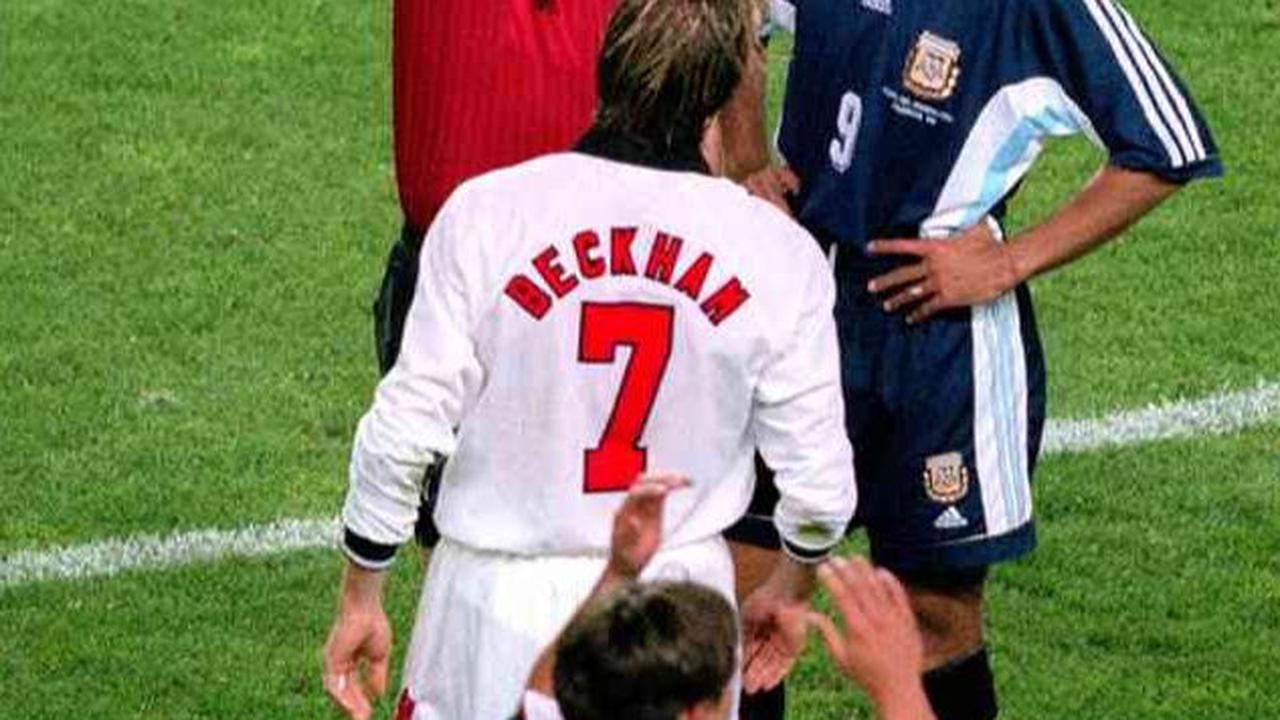 2. Trauma Beckham soal Kartu Merah di Piala Dunia 1998