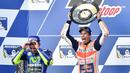 Bahkan mantan pebalap Itali Loris Reggiani menyebutkan bahwa cedera yang dialami Marc Marquez saat ini merupakan karma lantaran telah menggagalkan The Doctor jadi juara dunia MotoGP 2015. (Foto: AFP/Paul Crock)
