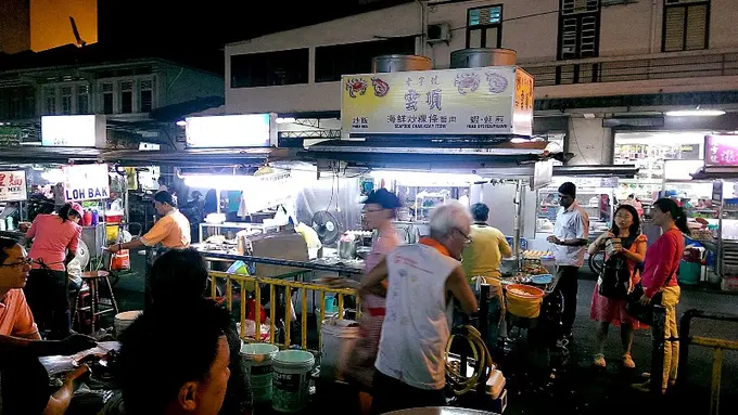 15 Jajanan Pinggir Jalan Sedap di Malaysia yang Wajib Diicip