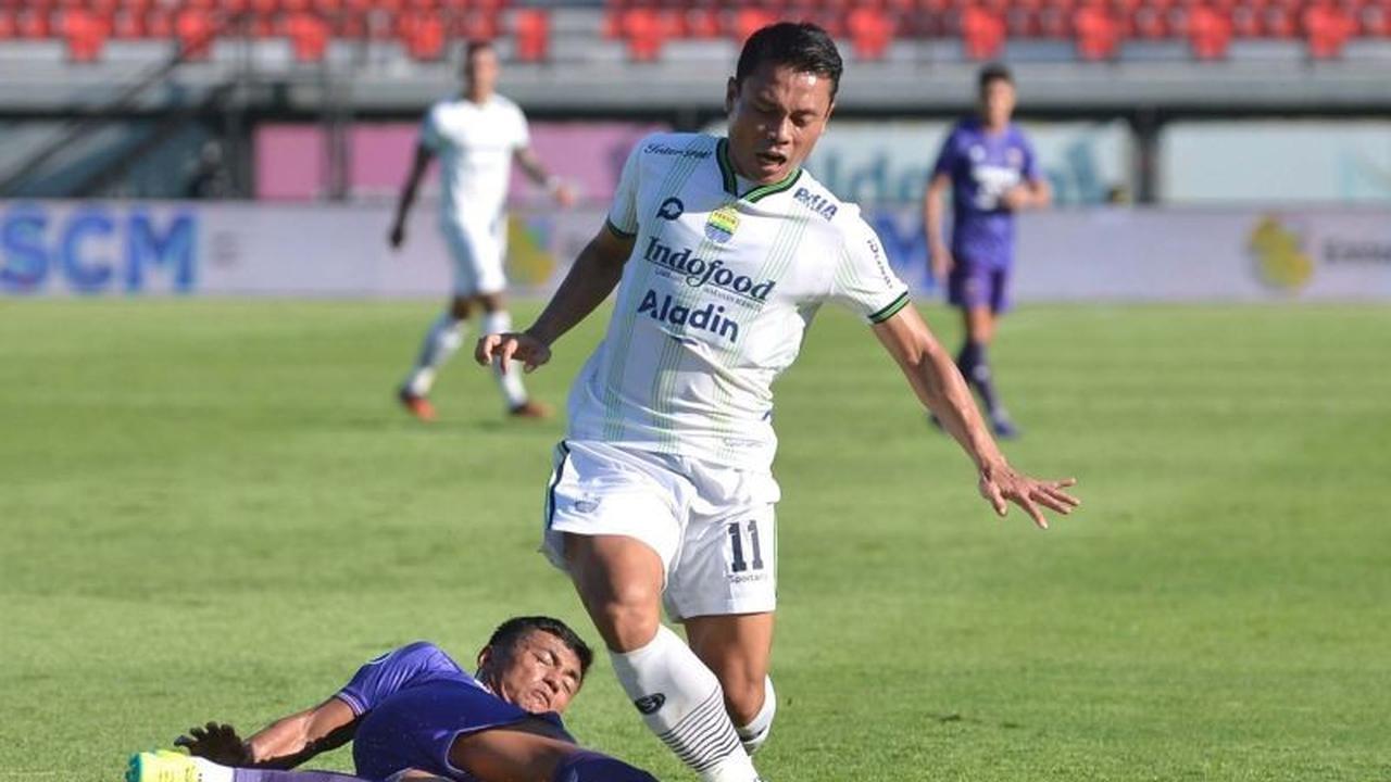 Dedi Kusnandar Siap Berjuang Penuh untuk Persib Bandung, Targetkan Hattrick Juara