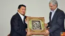 Citizen6, Iran: Menteri kelautan dan perikanan bertemu dengan menteri luar negeri RI-Iran, di kantor kementerian luar negeri RI-Iran, Selasa (17/5). (Pengirim: Efrimal Bahri)
