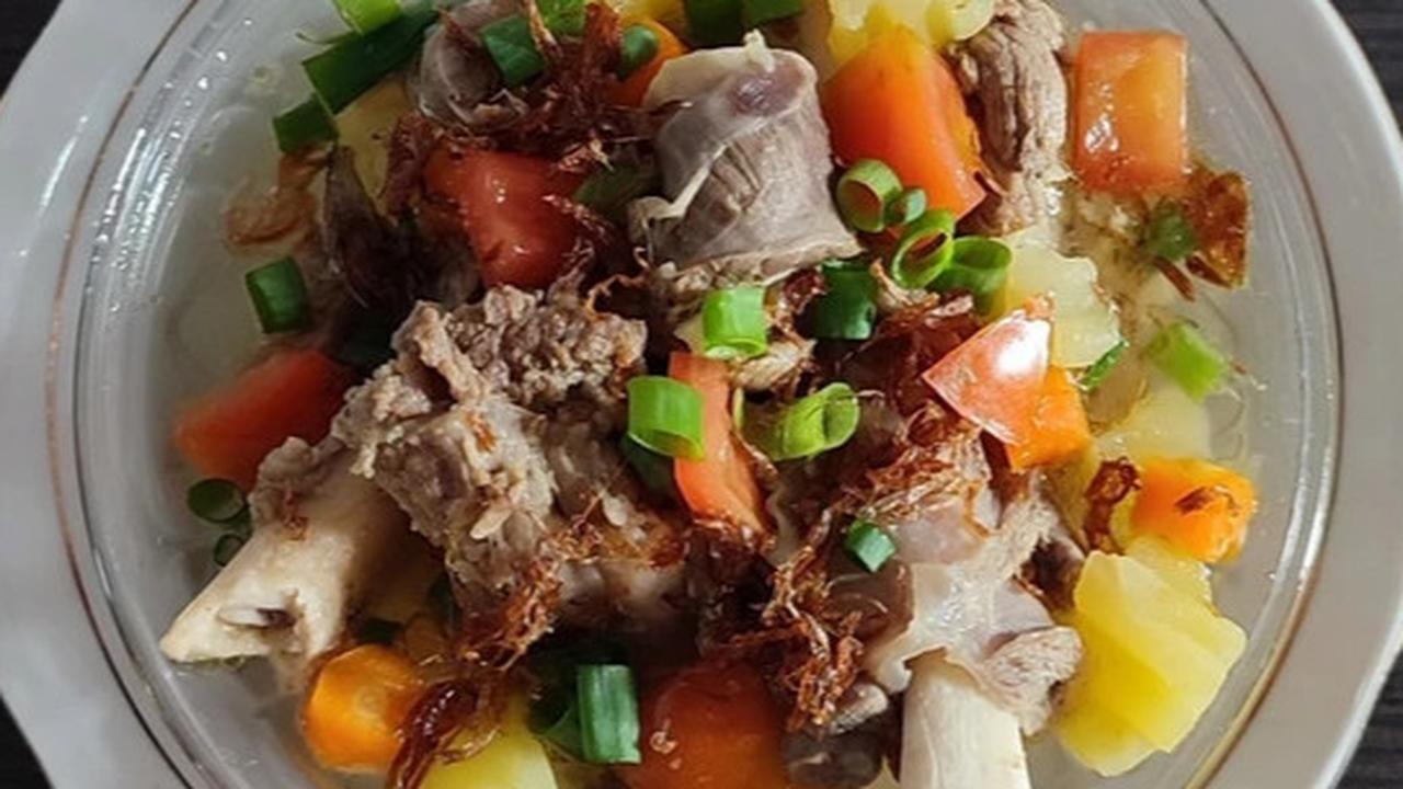 Resep Sop Daging Kambing Bening Lezat, Anti Bau dan Super Empuk