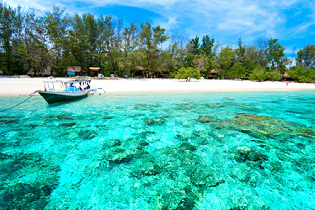 Tempat Wisata Menarik & Promo Hotel di Lombok untuk Liburan Imlek