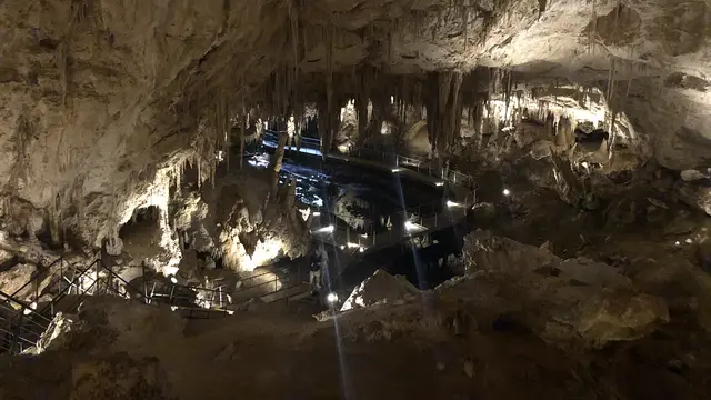 Gua Mammoth di Margaret River, Australia Barat Daya