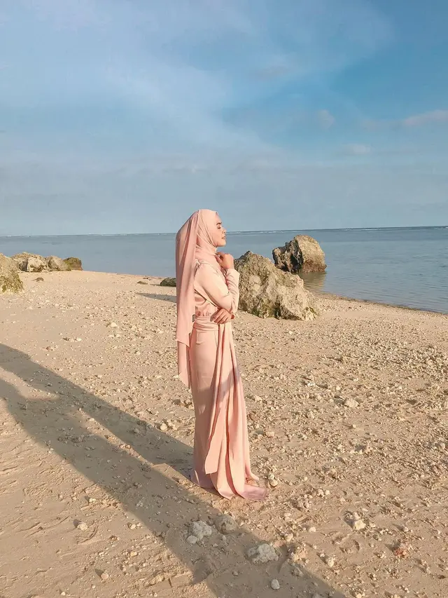 [Fimela] Vebby Palwinta