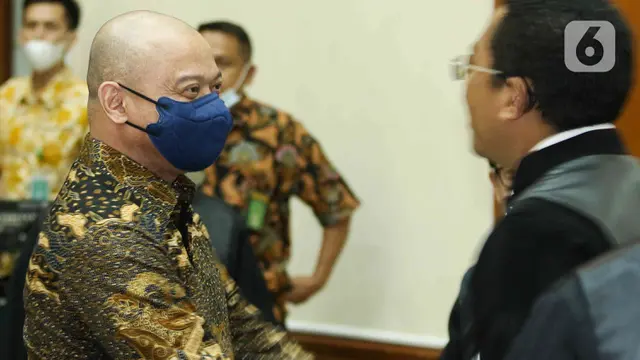 Sidang Perdana Teddy Minahasa Putra