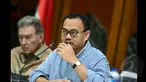 Menteri Energi Sumber Daya Mineral (ESDM), Sudirman Said (kanan) memberikan keterangan Terkait izin ekspor PT Freeport Indonesia, di gedung Kementrian ESDM, Jakarta, Minggu (25/1/2015). (Liputan6.com/Faisal Fanani)