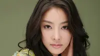 Jang Ja Yeon (29), ditemukan meninggal sangat menyita perhatian publik. Ia bunuh diri di rumahnya Maret 2009. Dalam catatan pribadinya, ia menyeret beberapa nama. Salah satu tulisannya adalah ekploitasi dan pelecehan seksual didunia hiburan. (Istimewa)