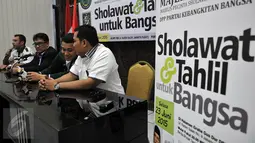 Suasana konferensi pers terkait acara “Sholawat dan Tahlil untuk Bangsa”, Jakarta, Rabu (17/6/2015). Rencana acara tersebut akan digelar pada 23 Juni mendatang. (Liputan6.com/Johan Tallo)