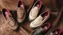 Seolah datang dengan nafas baru, Vans kembali menginjak pedal gas di pertengahan tahun 2026 dengan siluet Loafer yang kali ini hadir dengan opsi dari lini Premium, Classic dan tentu saja, Skateboarding.