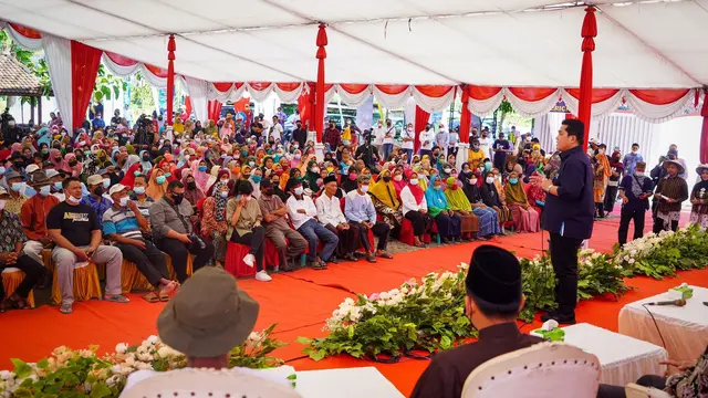 Menteri BUMN RI Erick Thohir saat menyambangi acara petani di Kabupaten Lamongan. (Dok Tim Publikasi Erick Thohir)
