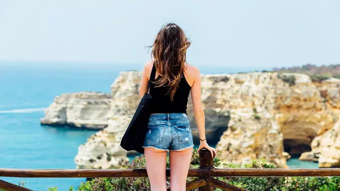 Walau Cinta, Kalau Pacar Begini Nggak Perlu Dimaklumi Juga!