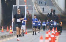 FOTO: Ribuan Pelari Ikuti Crystalin RunXperience 2025 di Lippo Mall Nusantara