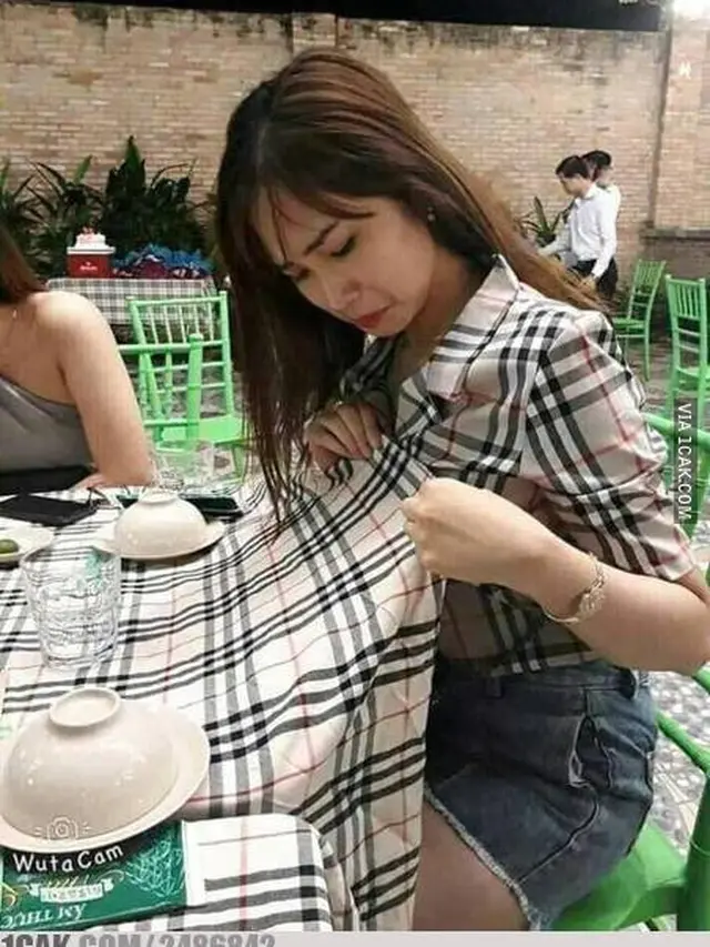 baju mirip dengan benda sekitar