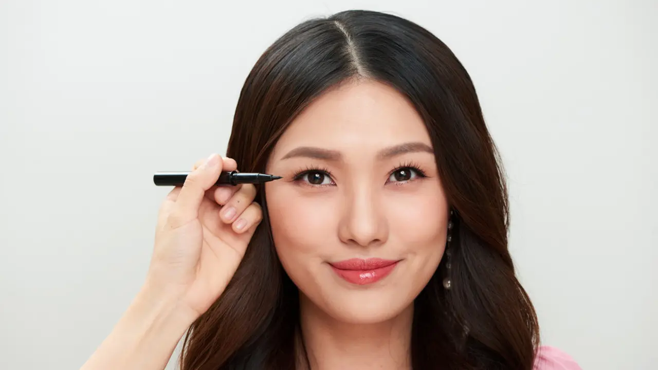 eyeliner