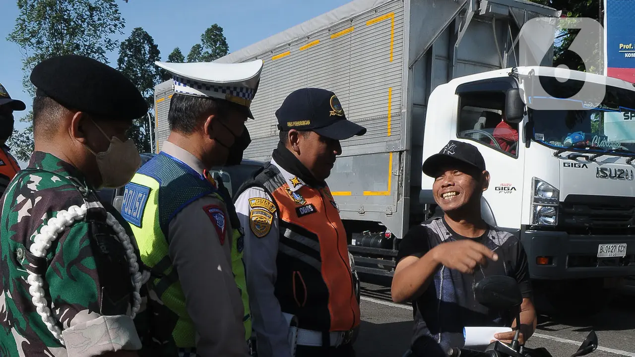 Petugas Gabungan Gelar Operasi Keselamatan Lalu Lintas 2024
