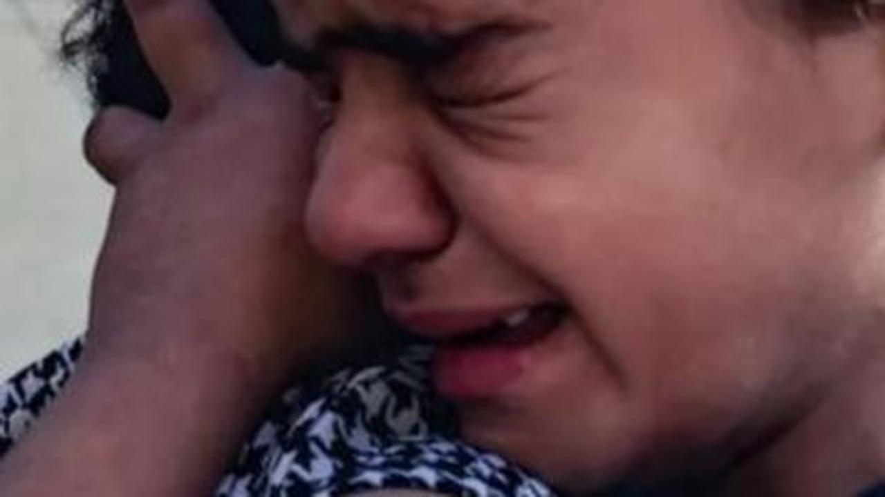 "Bocah Itu Sedang Melihat Keluar Jendela Lalu Sniper Israel Menembaknya. Dia Mati di Depan Mata Kami"