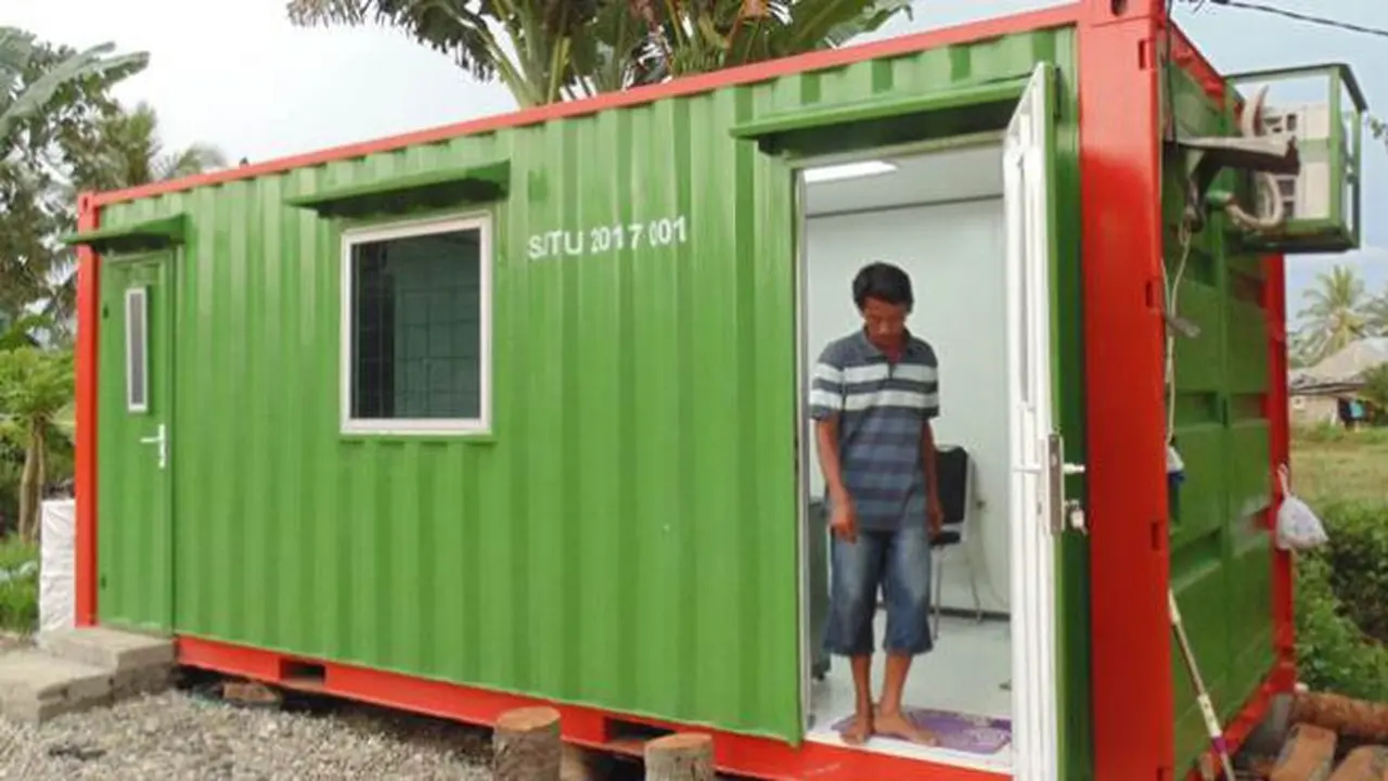 Kontainer Rasa Kamar Hotel di Tepi Jalan Reformasi Gorontalo