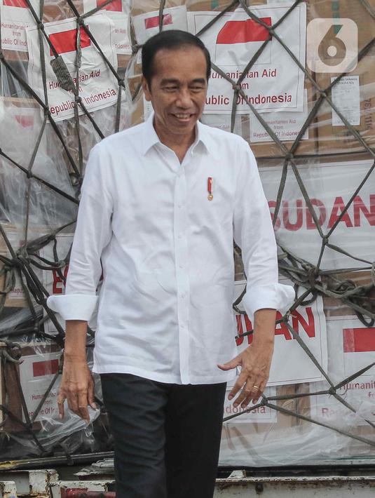 Pemerintah Indonesia memberikan bantuan kemanusiaan berupa obat-obatan, peralatan medis, antibakteri, dan makanan nutrisi. (Liputan6.com/Herman Zakharia)