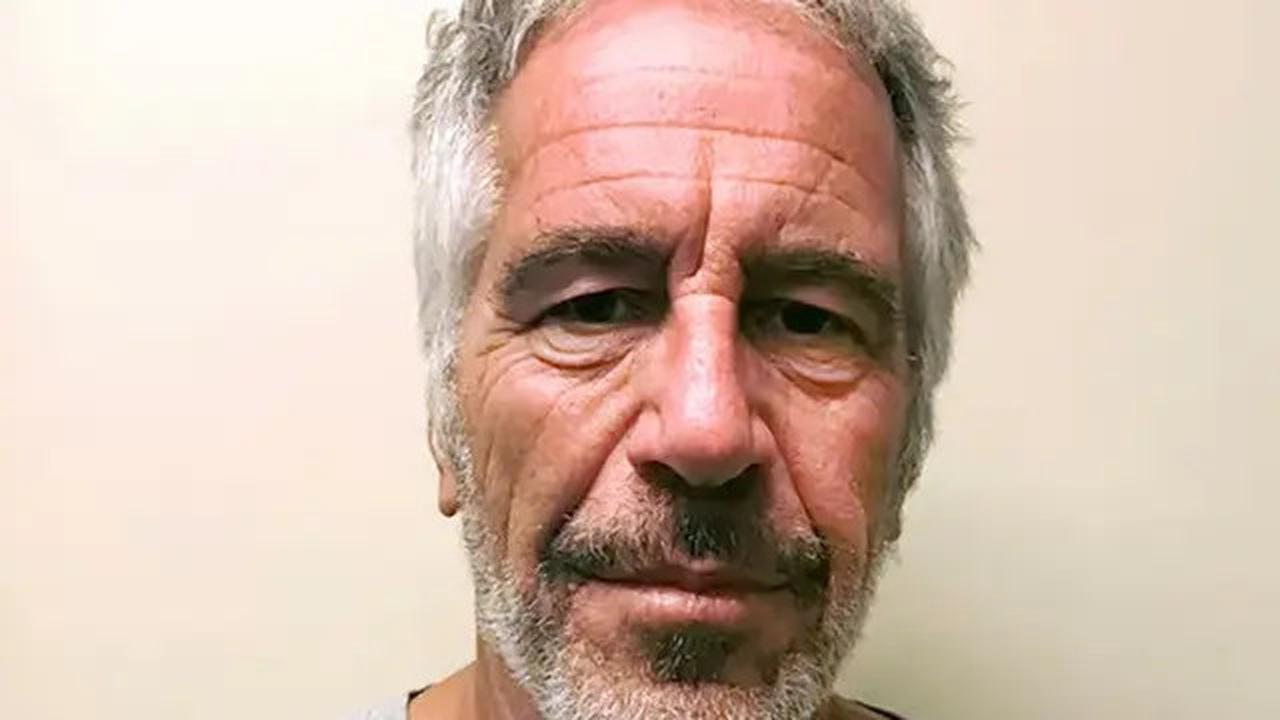 Nama Donald Trump Disebut dalam Dokumen Skandal Seks Epstein