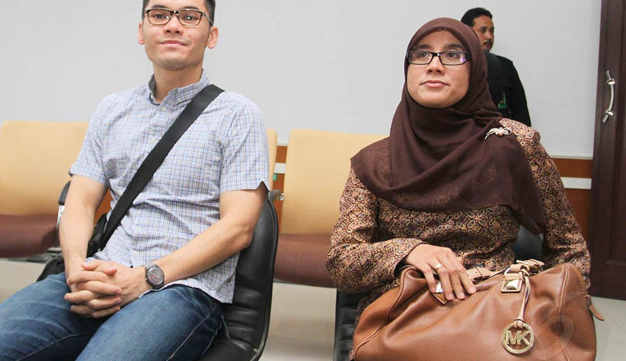 Sidang cerai pasangan artis Marshanda dan Ben Kasyafani kembali di gelar hari ini, di Pengadilan Agama. (17/6/14) (Liputan6.com/Faizal Fanani)