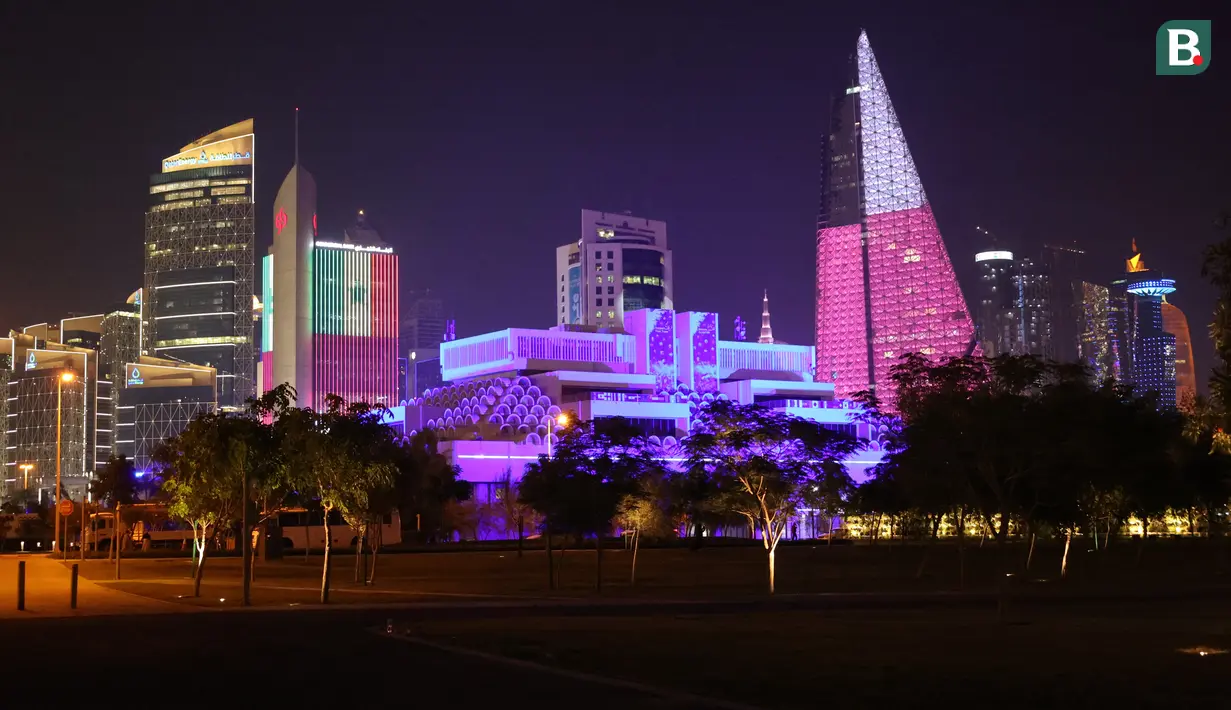 West Bay, The Corniche adalah lokasi yang terletak sekitar 7 km dari pusat kota Doha, Qatar. (Bola.com/Ade Yusuf Satria)